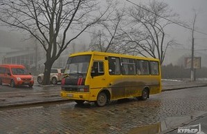 Одесские маршрутчики требуют от мэра поднять стоимость проезда