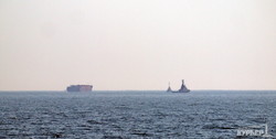 В Одесском порту углубляют морское дно (ФОТО)