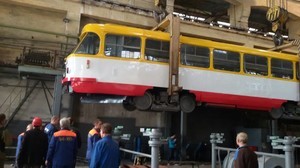 В Одессу отправили еще три отремонтированных рижских трамвая (ФОТО)