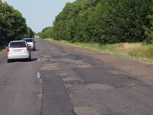 Волонтеры Одесской обладминистрации предполагают, что дороги в регионе будут ремонтировать за счет зарубежных грантов