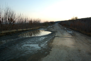 Как депутат облсовета от "Оппоблока" ремонтирует дороги в Одесской области: ямы, колдобины и лужи (ФОТО)
