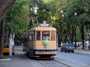 По Одессе будет ходить новогодний ретро-трамвай желаний