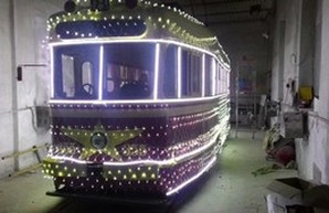 Одесским новогодним ретро-трамваем стал вагон 1952 года выпуска (ФОТО)
