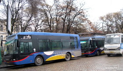 На одесских маршрутах появились маленькие автобусы "Неоплан" из французского Авиньона (ФОТО)