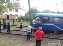 В Одессе снова сошел с путей трамвай (ФОТО)