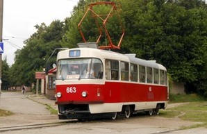 Как на родине Брежнева трамваи ремонтируют (ФОТО)