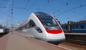 УЗ продлила курисирование дополнительного поезда сообщением "Киев-Одесса" до 4 сентября.