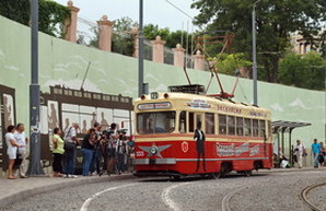 Сегодня в Одессе начал работать экскурсионный ретро-трамвай (ФОТО)