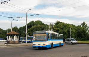 В Ровно поставили 5 подержанных троллейбусов из Чехии (ФОТО)