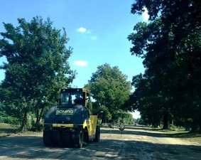 На севере Одесской области ремонтируют дорогу из Балты в Кривое Озеро (ФОТО)