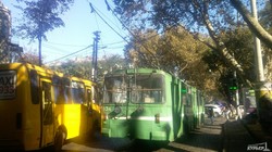 Пустяковая авария заблокировала троллейбусы в центре Одессы (ФОТО)