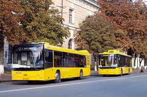 В Киеве таки покупают 40 троллейбусов и 100 автобусов