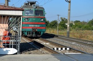 С начала года под поезда на Одесской железной дороге попало 80 человек