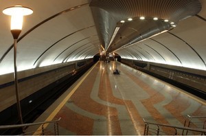 Киевское метро планирует массовую замену эскалаторов