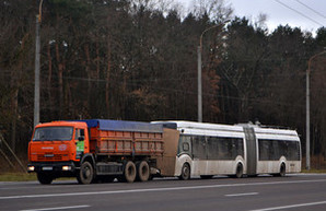 В Ровно начали испытывать гибридный троллейбус с дизельным генератором (ФОТО)