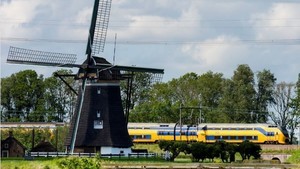 Для работы голландских электропоездов используется энергия, полученная от ветровых электростанций