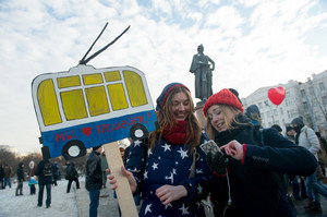 Москвичи вышли на митинг в защиту троллейбуса от Собянина и назвали Путина врагом русского народа (ФОТО)