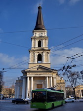 В Одессе на четыре дня меняют маршруты автобусов из-за православной церкви