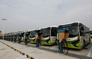 Китайские города массово переходят на электробусы