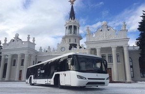 Для харьковского аэропорта поставят современные низкопольные перронные автобусы