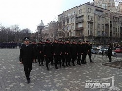 В Одессе будущие следователи и опера чеканят шаг перед торжествами (ФОТО)