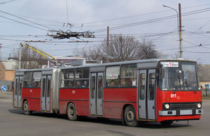 В райцентре Киевской области на линию вышли венгерские троллейбусы-"гармошки" (ФОТО)