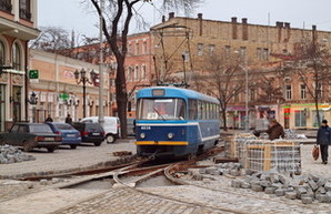 Одесские трамваи две недели не будут ходить в центре города на Тираспольской площади