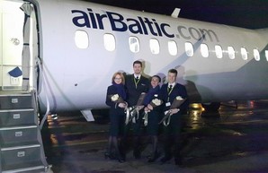 В Одессу прибыл самолет латвийской авиакомпании airBaltic