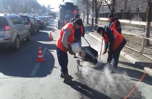 В Киеве начался масштабный ремонт дорог