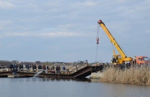 В Николаевской области обвалился мост