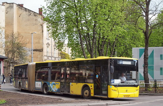 В Кропивницком покупают два десятка больших городских автобусов
