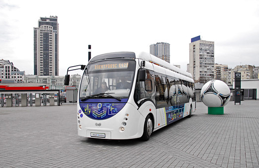 На выставку городского транспорта в Киеве привезли электробусы