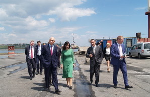 Порт Черноморск ждет инвесторов