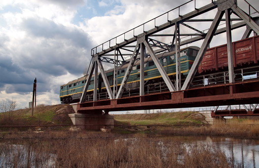 В Закарпатье соединят мостом железные дороги Украины и Румынии