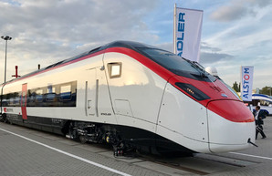 В Швейцарии представили новый скоростной электропоезд