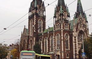 Фото дня: львовская трамвайная готика