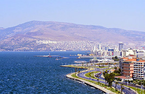 В Турции будут строить подводный тоннель и мост через Измирский залив