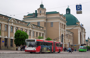 В Ивано-Франковске купили подержанные австрийские сочлененные троллейбусы по 847 тысяч гривен