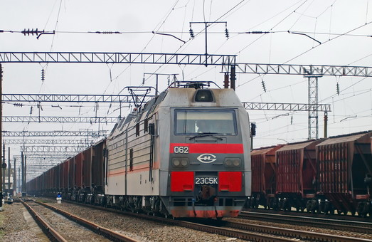 ЕБРР кредитует украинские железные дороги на закупку вагонов