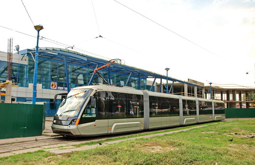 Одну из конечных станций киевского скоростного трамвая на Борщаговку застраивают торговым центром