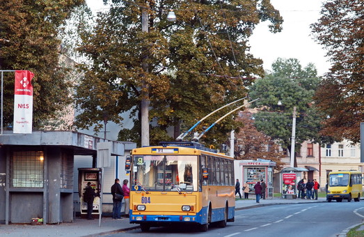 Во Львове спустя год восстановили 500 метров троллейбусной линии после кражи контактной сети