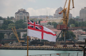 Одесский порт посетила посол Великобритании
