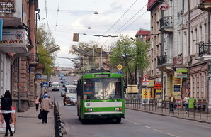 Тендер на 9 подержанных троллейбусов в Ровно объявляют повторно