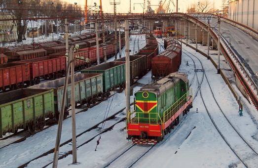 В порту под Одессой железная дорога не справляется с количеством грузовых поездов