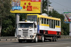 Как новые трамваи попадают в Одессу: фото дня