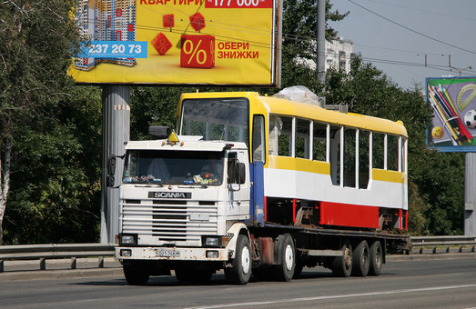 Как новые трамваи попадают в Одессу: фото дня