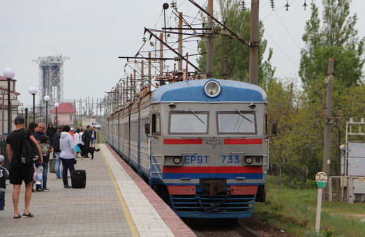 Одесская железная дорога с июня по август перевезла 3 миллиона пассажиров