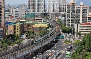 В Сеуле открыли первую линию беспилотного метро Ui 2