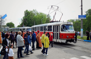 Маленький город на Донбассе покупает 8 трамваев за 10 миллионов