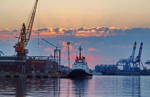 Реконструкция причала в Одесском порту обойдется в 1 миллиард